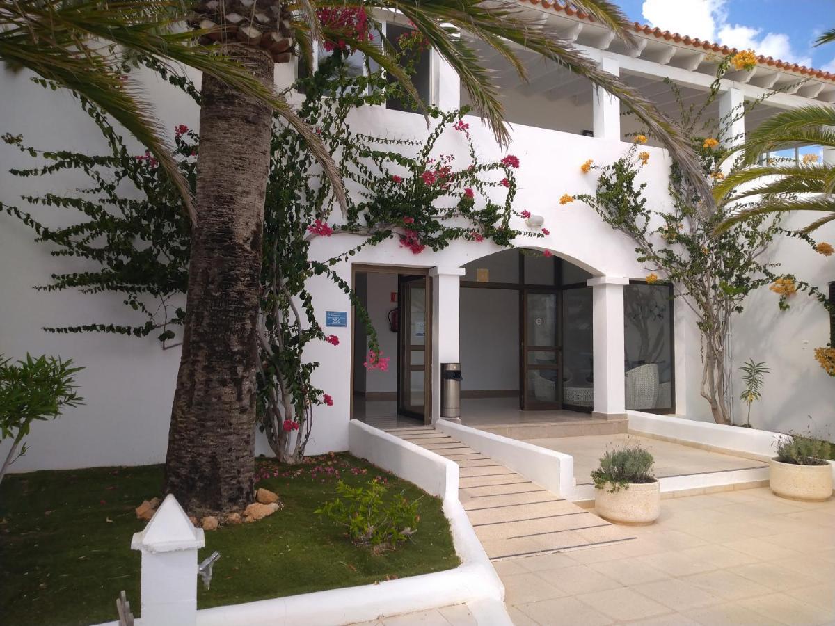 Hotel Roca Bella Es Pujols Luaran gambar